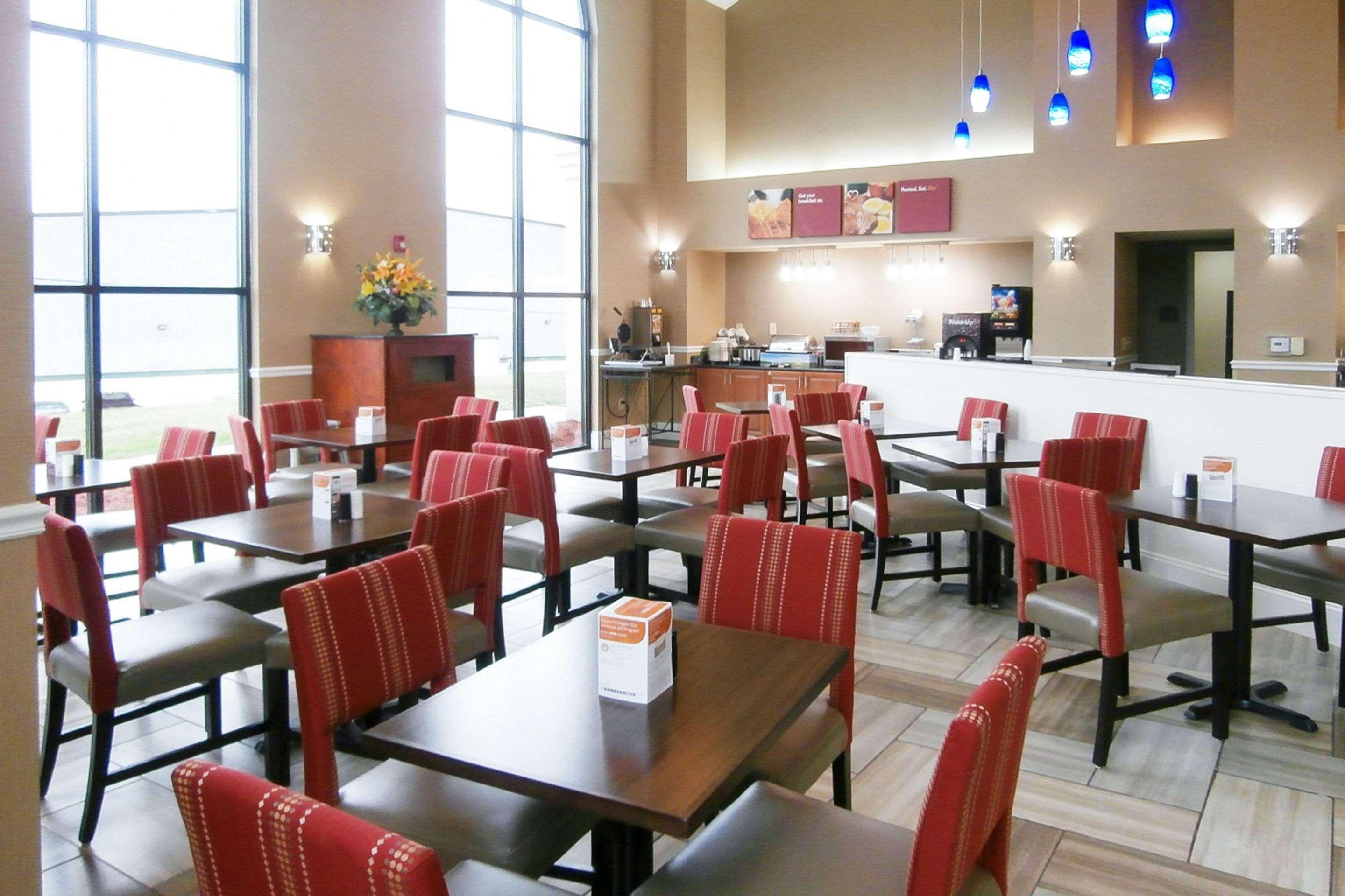 Comfort Suites Smyrna Buitenkant foto